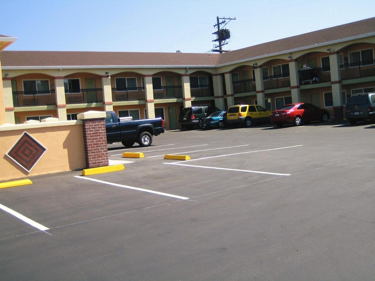 Americas Deluxe Inn- Marysville Exterior foto